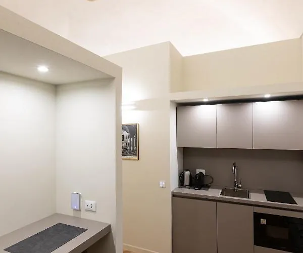 Palazzo Liberati 4* Парма